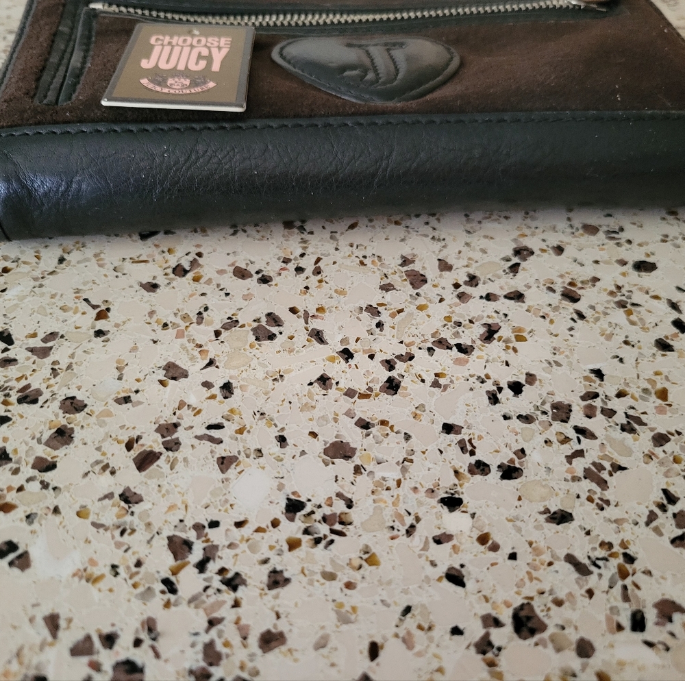 Juicy Couture Wallet - Picture 9 of 9